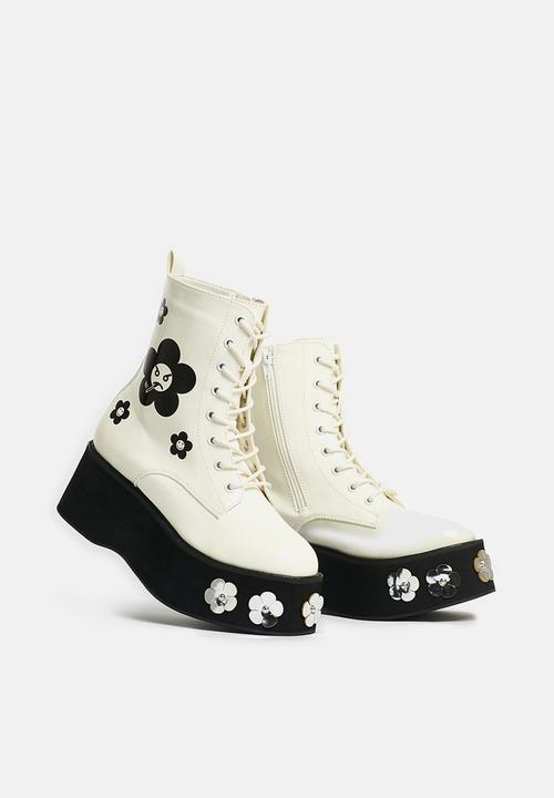 Koi Footwear - Silent screams platform boot - white flowers