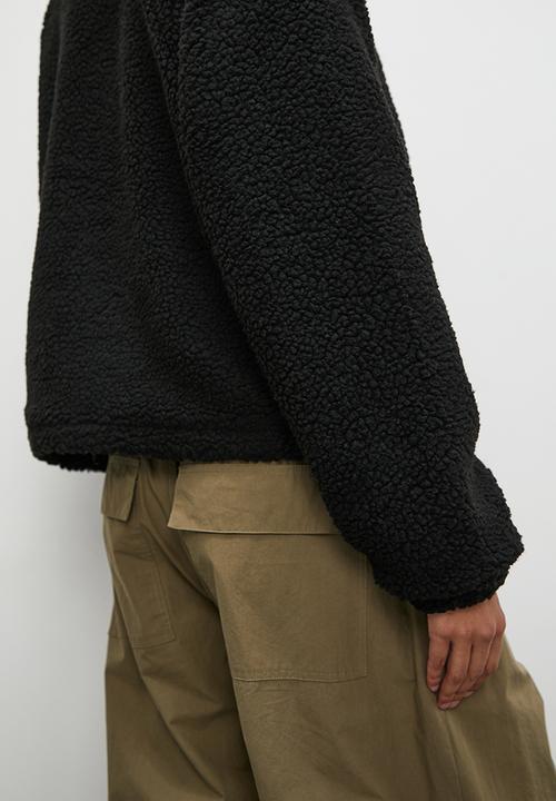 Superbalist - Funnel neck teddy - black
