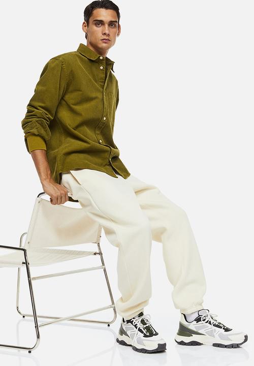 H&M - Relaxed fit corduroy shirt - moss green