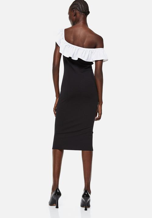 H&M - Flounced off-the-shoulder dress - black
