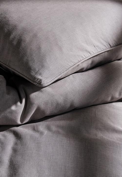 Linen House - Stornoway duvet cover set - night