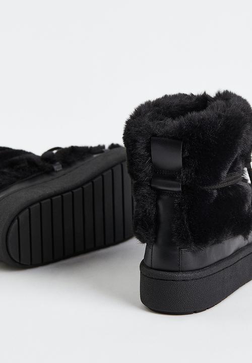 H&M - Laced padded boots - black