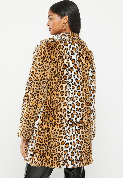 dailyfriday - Faux fur coat - animal print