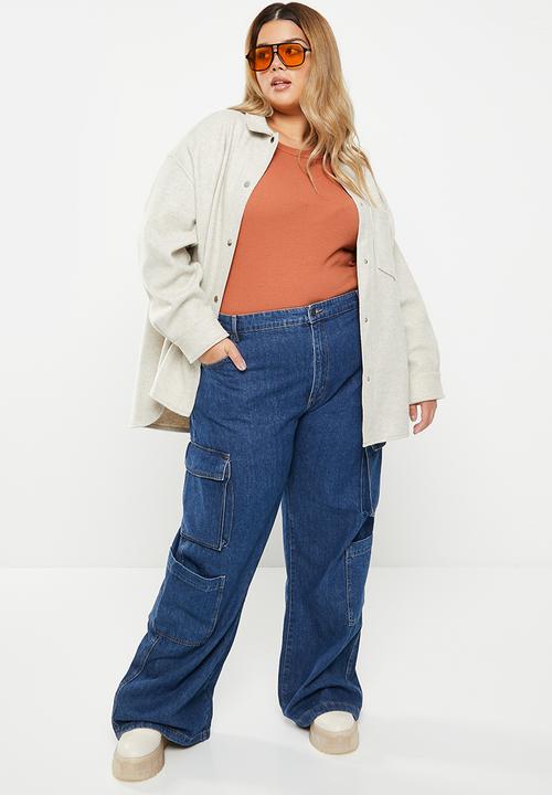 Cotton On - Plus cargo wide leg jean - nordic blue