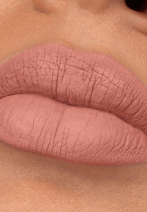 essence - 8H Matte Liquid Lipstick 03 - Soft Beige