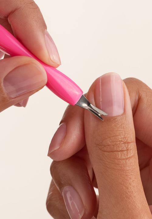 essence - The Cuticle Trimmer 