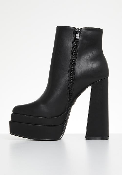 SISSY BOY - Wrong number platform boot - black