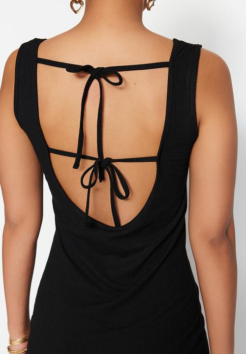 Trendyol - Back tie detailed dress - black