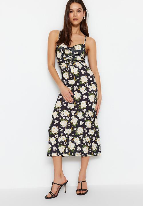 Trendyol - Sweetheart ruched midi dress - black