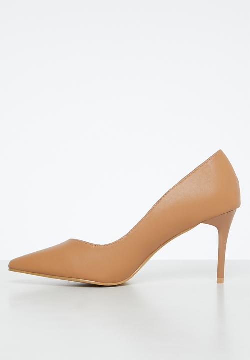 edit - Briella court heel - natural