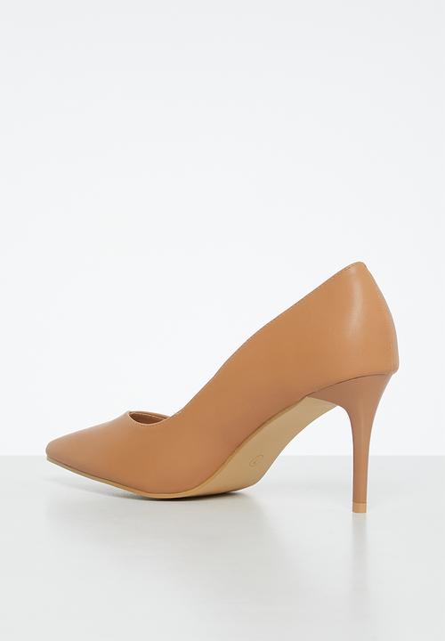 edit - Briella court heel - natural