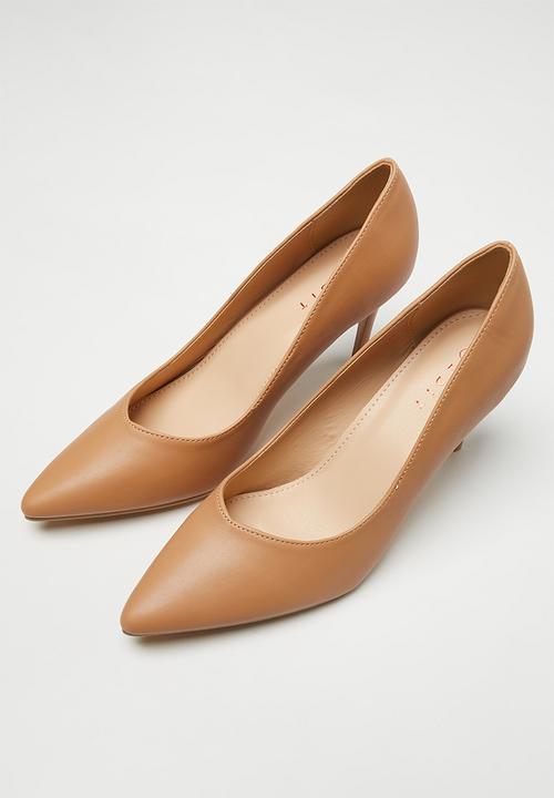 edit - Briella court heel - natural