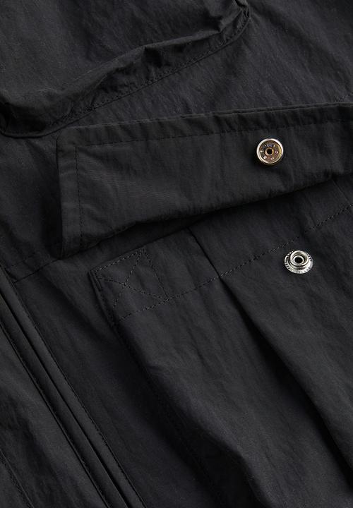 H&M - Relaxed fit nylon cargo gilet - black