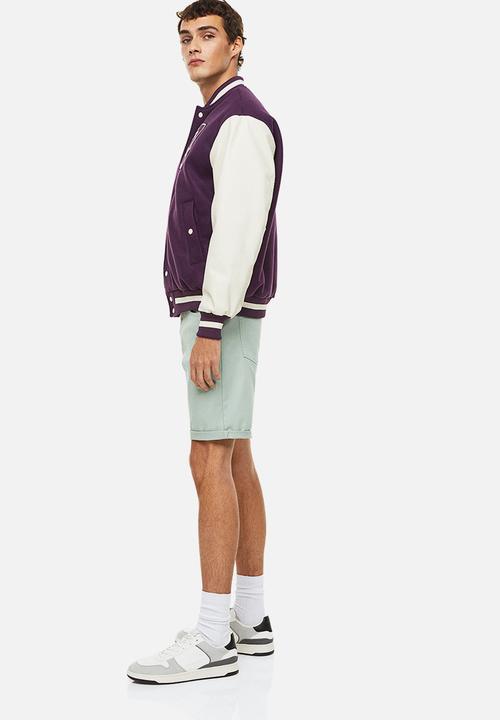 H&M - Slim fit cotton twill shorts - light green