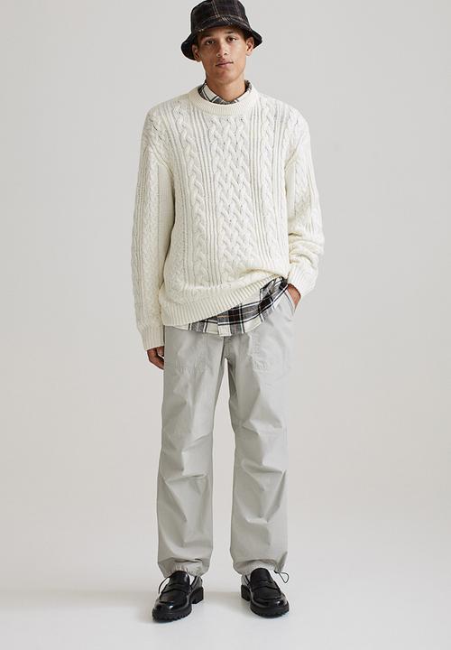 H&M - Relaxed fit cable-knit jumper - beige
