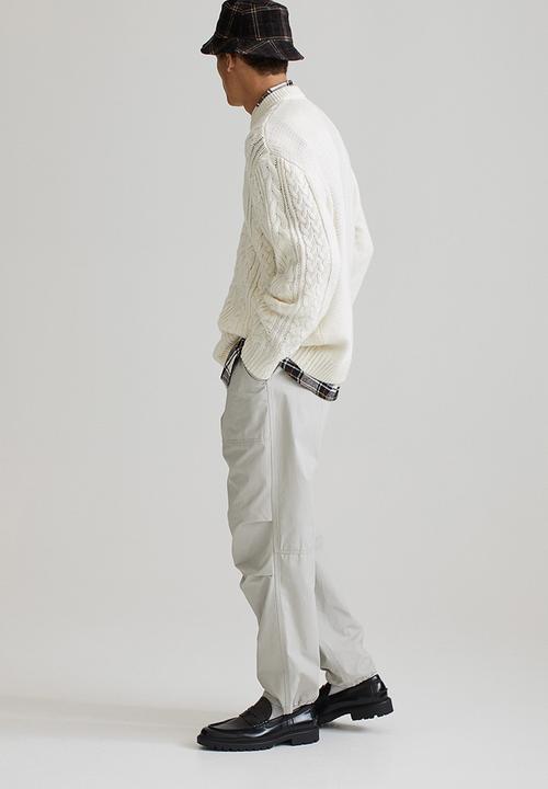 H&M - Relaxed fit cable-knit jumper - beige
