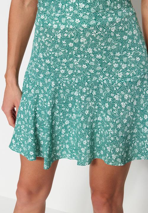 Trendyol - Pleated ditsy skirt - mint