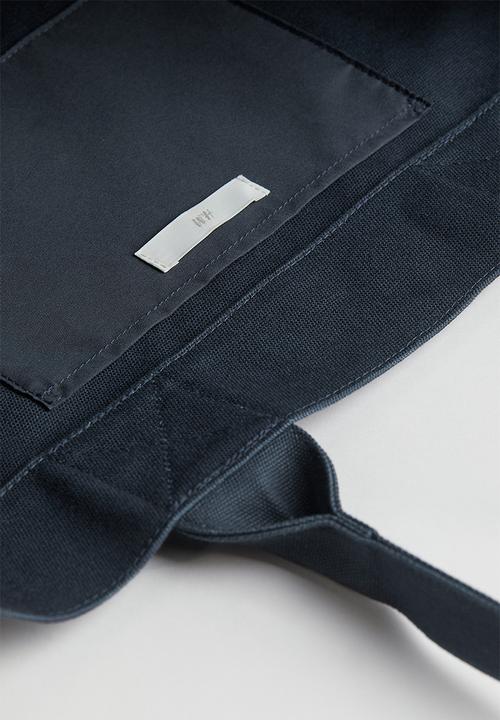 H&M - Printed shopper - dark blue/relax