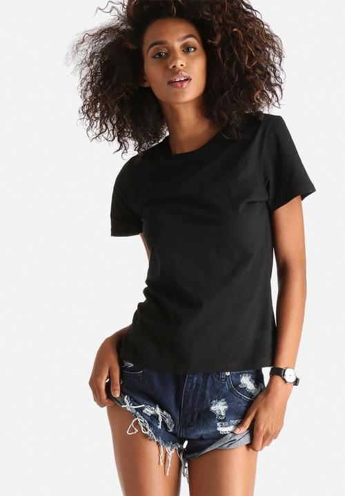 dailyfriday - Chloe Essential Crew