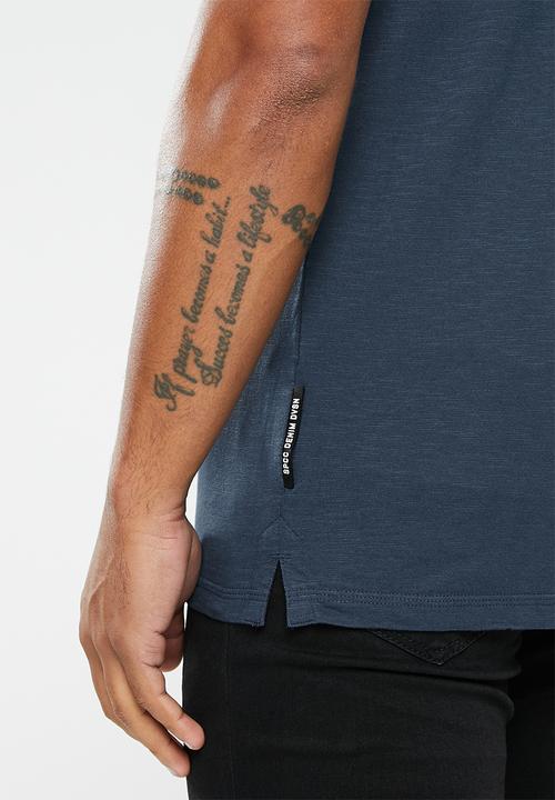S.P.C.C - Leeson tee  - navy