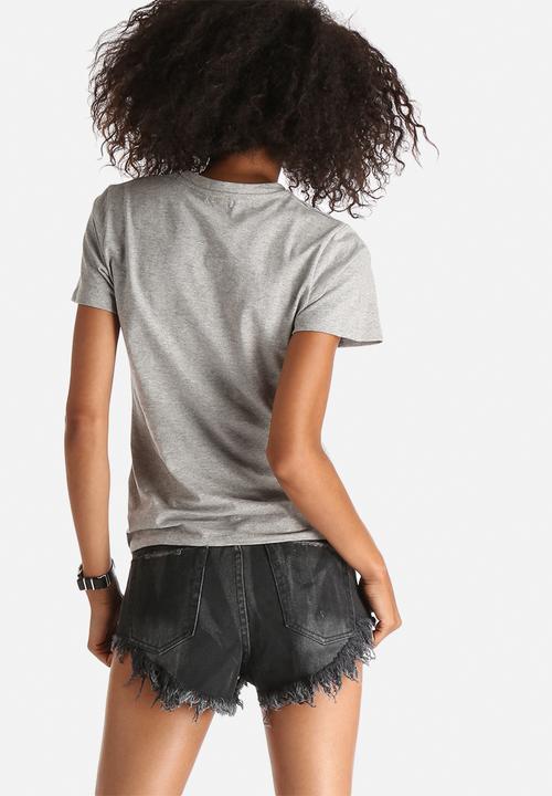 dailyfriday - Chloe Essential Crew