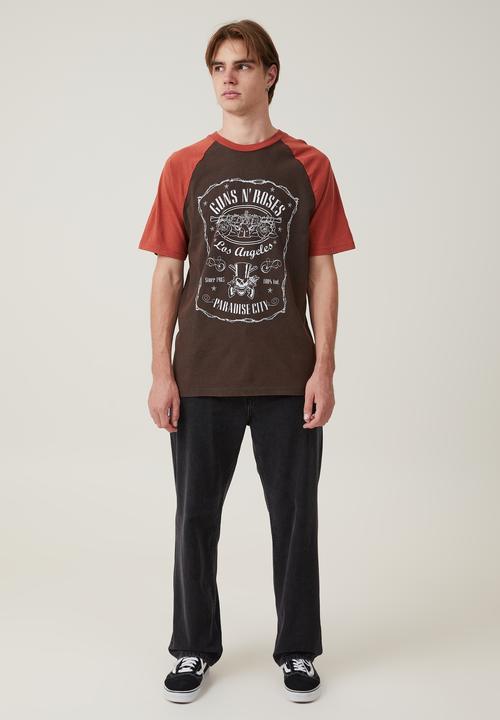 Cotton On - License raglan T-shirt - lcn bra washed black & bruschetta red