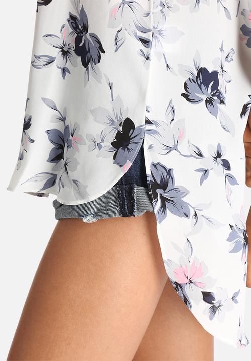Glamorous - Feather Print Top