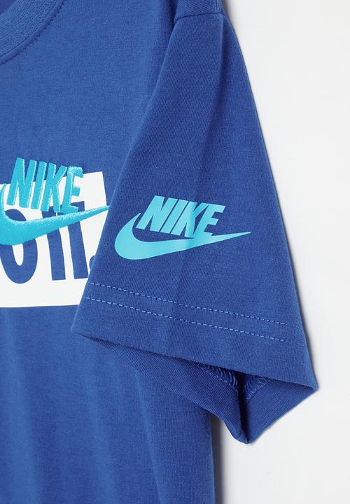 Nike - Nkb jdi embroidery tee - game royal
