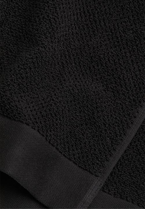 H&M - 2-pack cotton terry guest towels - black