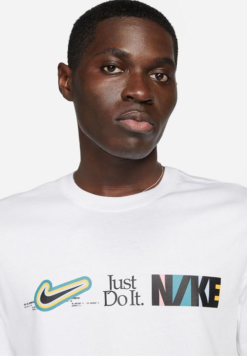 Nike - NSW tee new dna lbr - white