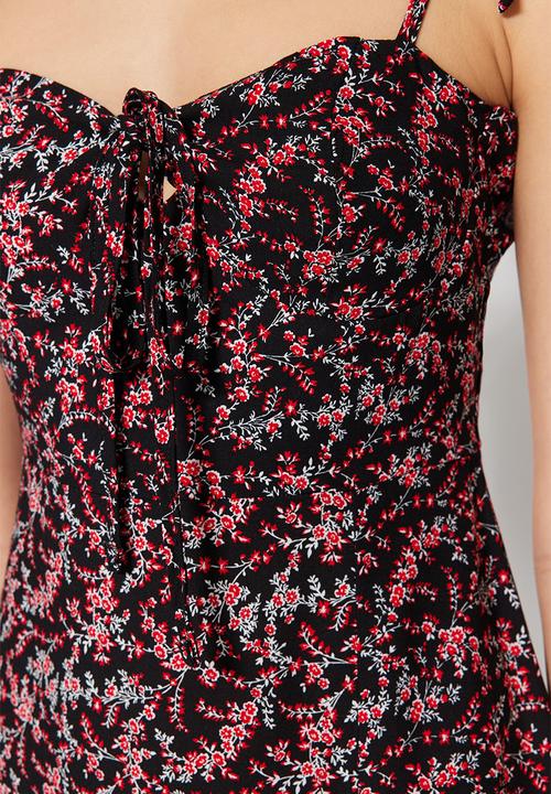 Trendyol - Tie front midi dress - black