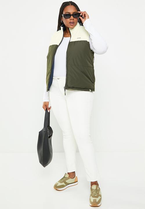 JEEP - Plus sleeveless reversible puffer - olive
