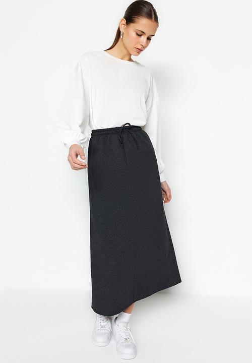 Trendyol - Modest drawstring skirt - black