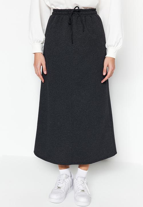 Trendyol - Modest drawstring skirt - black