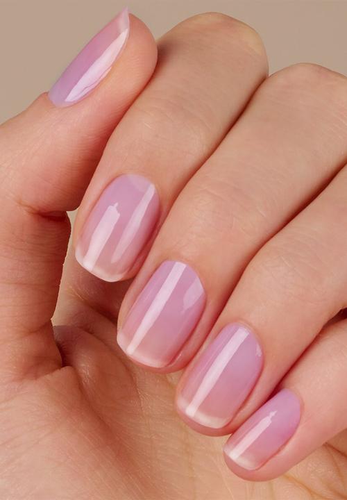 Catrice - Glossing Glow Nail Lacquer 010