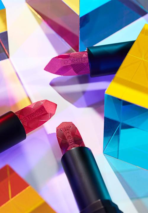 Catrice - Scandalous Matte Lipstick 010