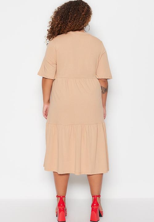 Trendyol - Plus t-shirt tiered dress - camel