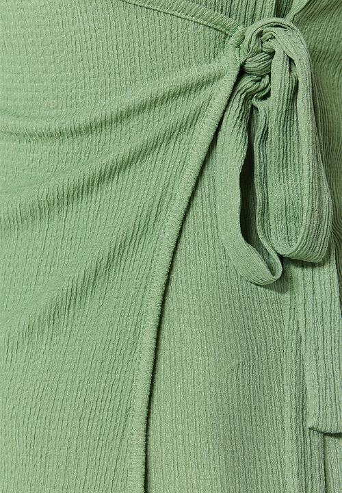 Trendyol - Plus wrap top - dark mint