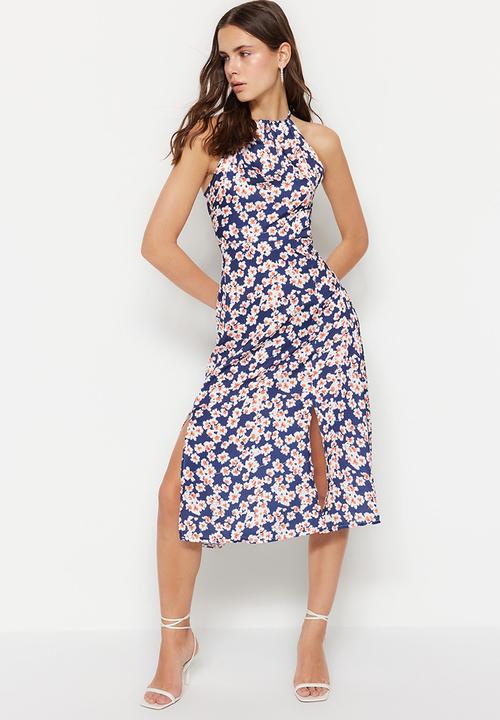 Trendyol - Floral a-line slit dress - navy