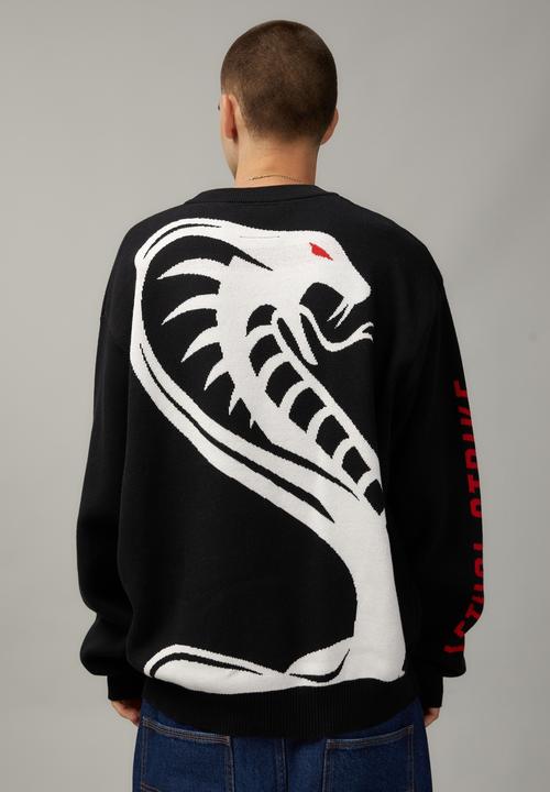 Cotton On - Oversize crew knit - black/snake