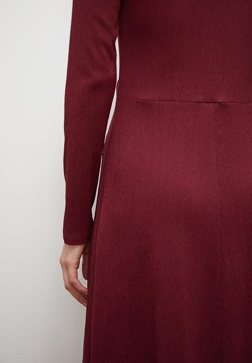 edit - Front ruched fluted midi dress - berry