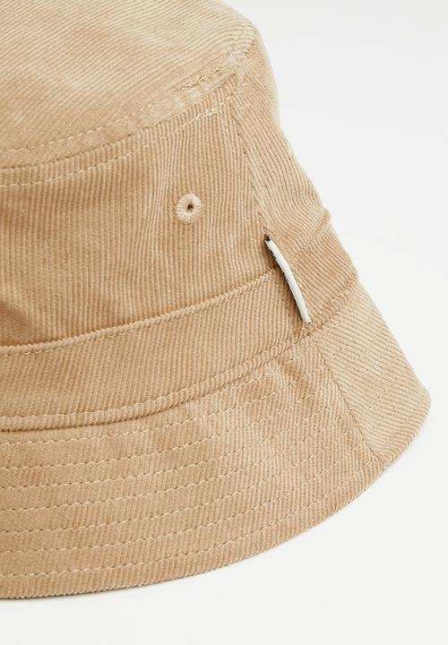 Ben Sherman - Corduroy bucket hat - sand