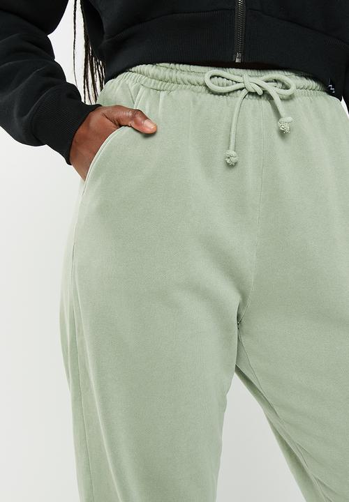 Cotton On - Classic washed trackpant - washed sage