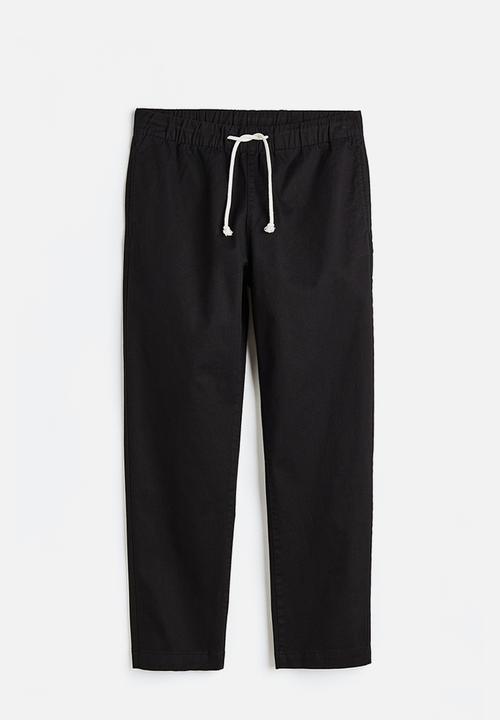 H&M - Regular fit cotton twill pull-on trousers - black