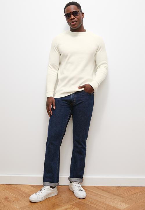Lark & Crosse - Slim fit long sleeve crew neck pullover - milk