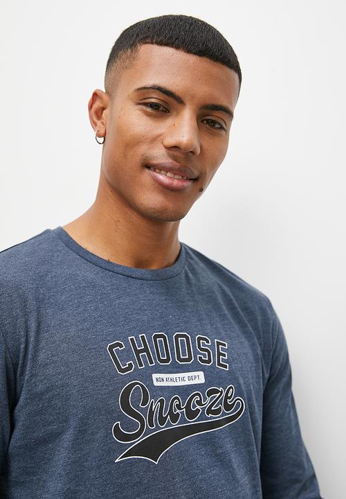 Superbalist - Graphic print long sleeve sleep tee - blue melange