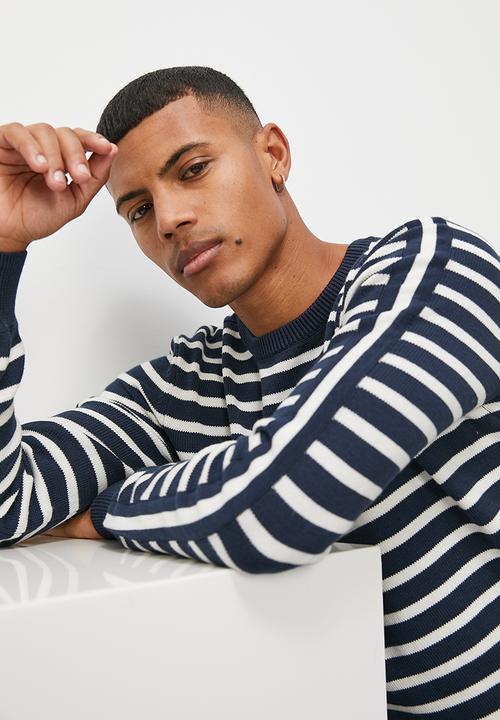 Superbalist - Slim fit long sleeve striped crew neck knit - navy & white