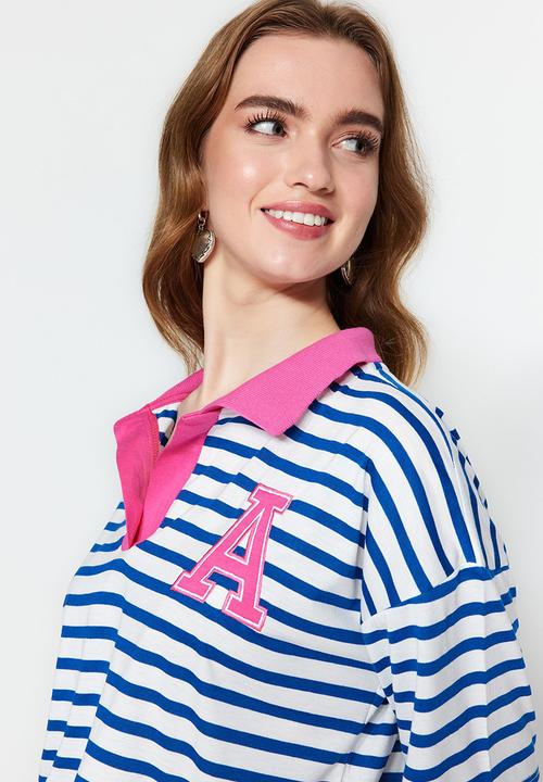 Trendyol - Contrast collar relaxed fit t-shirt - navy blue stripe