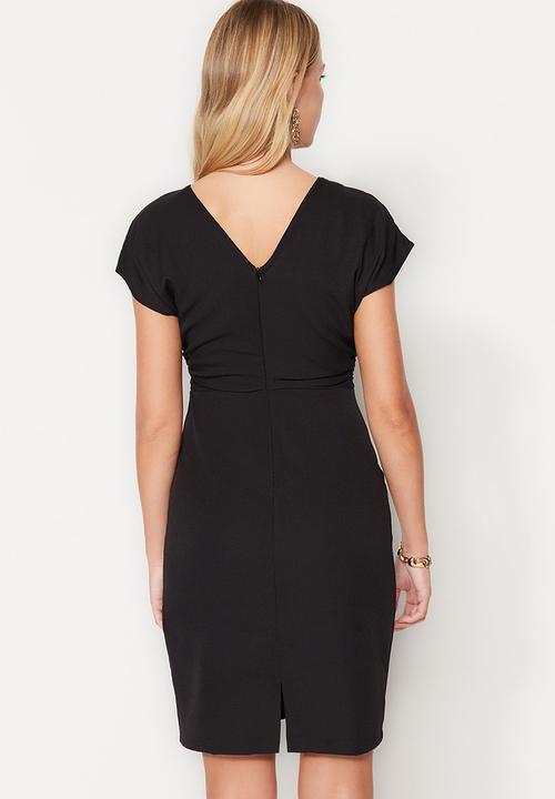 Trendyol - Shortsleeve A-line dress - black