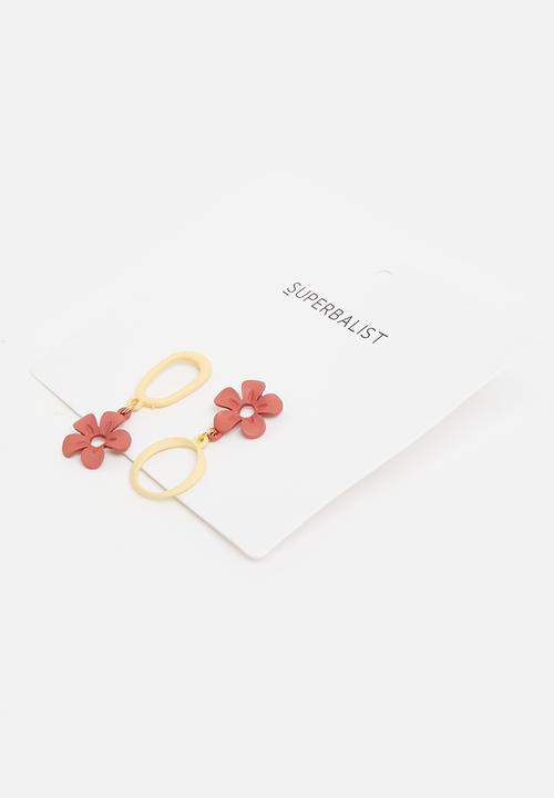 Superbalist - Flower stud earrings - orange